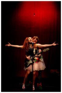 Imagen obra de teatro Two Ladies or Not Ladies