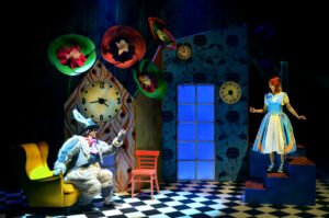 IMAGEN OBRA TEATRO ALICIA EN EL MUSICAL DE LAS MARAVILLAS