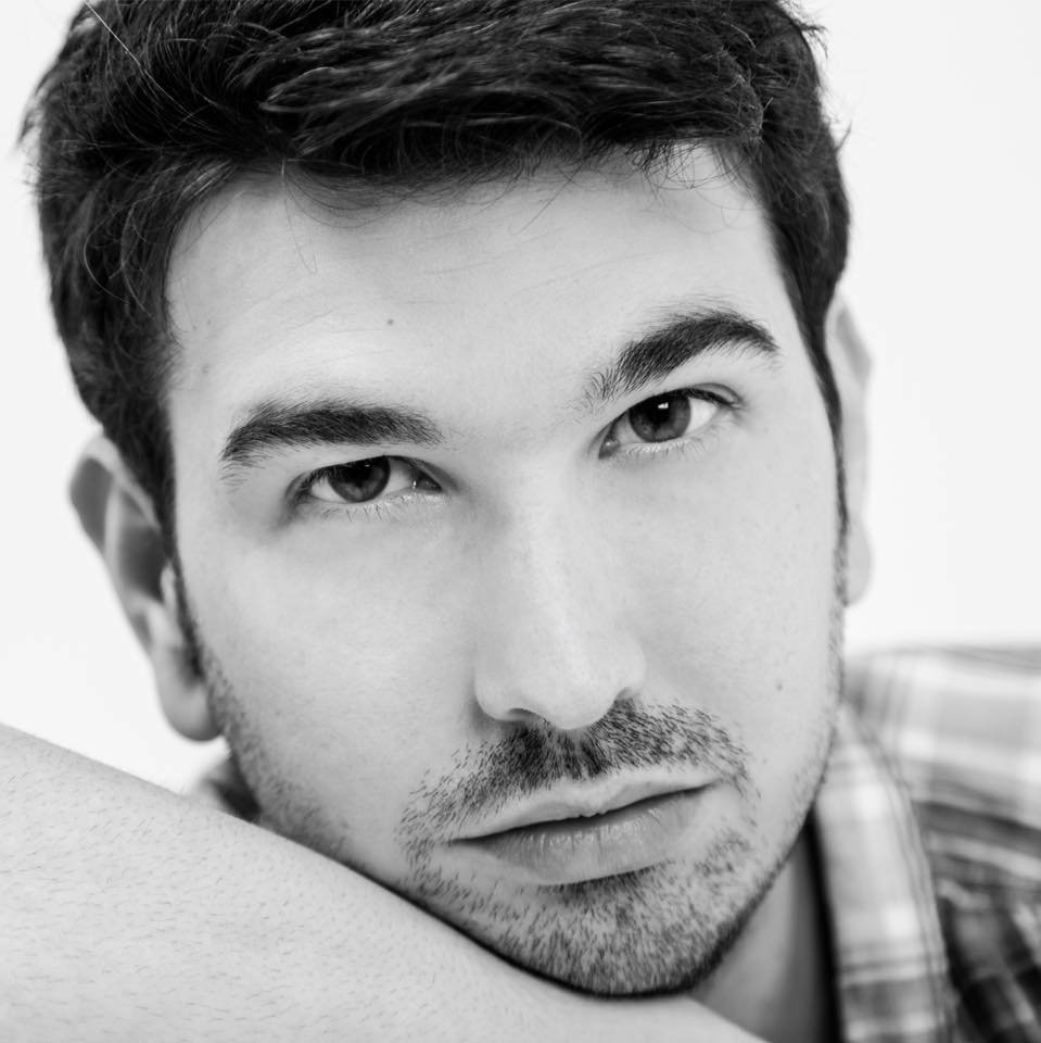 OBRA TEATRO MERLIN Adrian Romero Adrian Romero, reparto Merlín